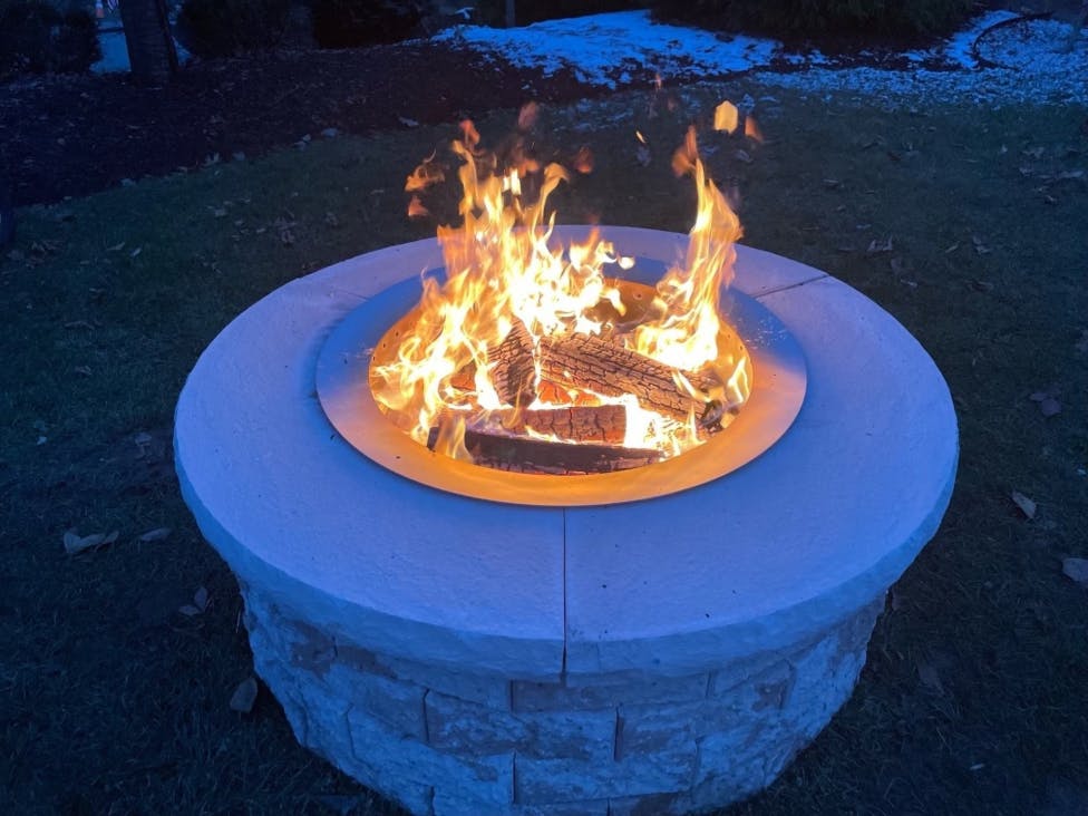 Get ready to relax 7 benefits of a smokeless wood burning firepit 4fe01dde